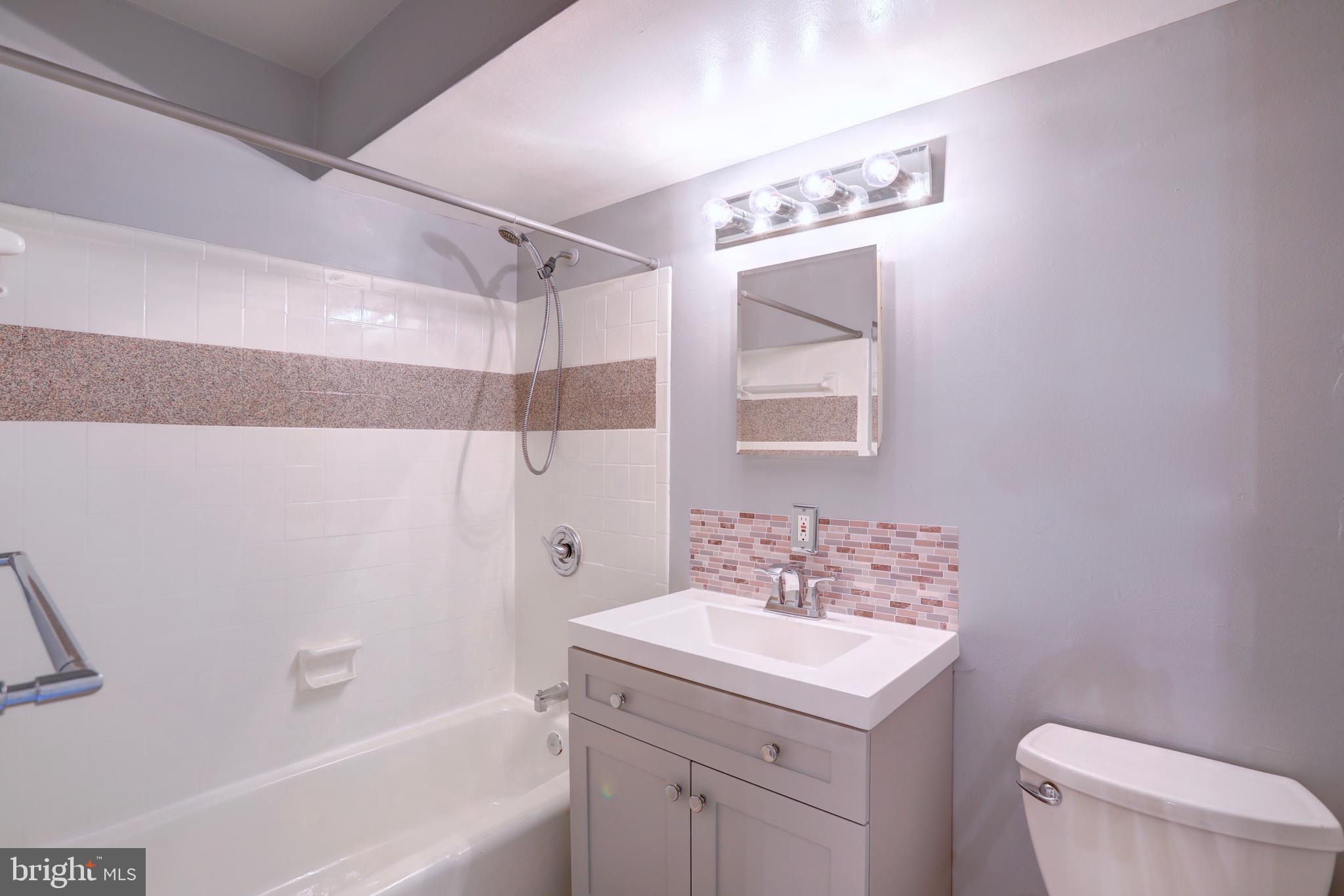 1366 Northgate Square Reston, VA 20190 - Photo 16 of 22 Gallery Image 16