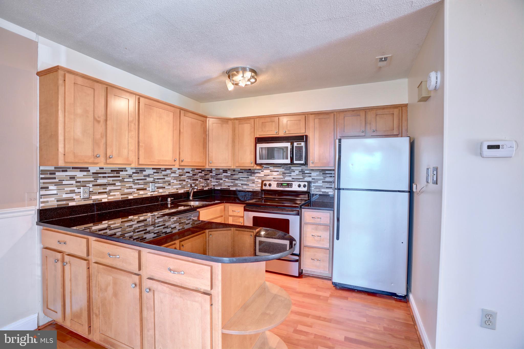 1366 Northgate Square Reston, VA 20190 - Photo 3 of 22 Gallery Image 3