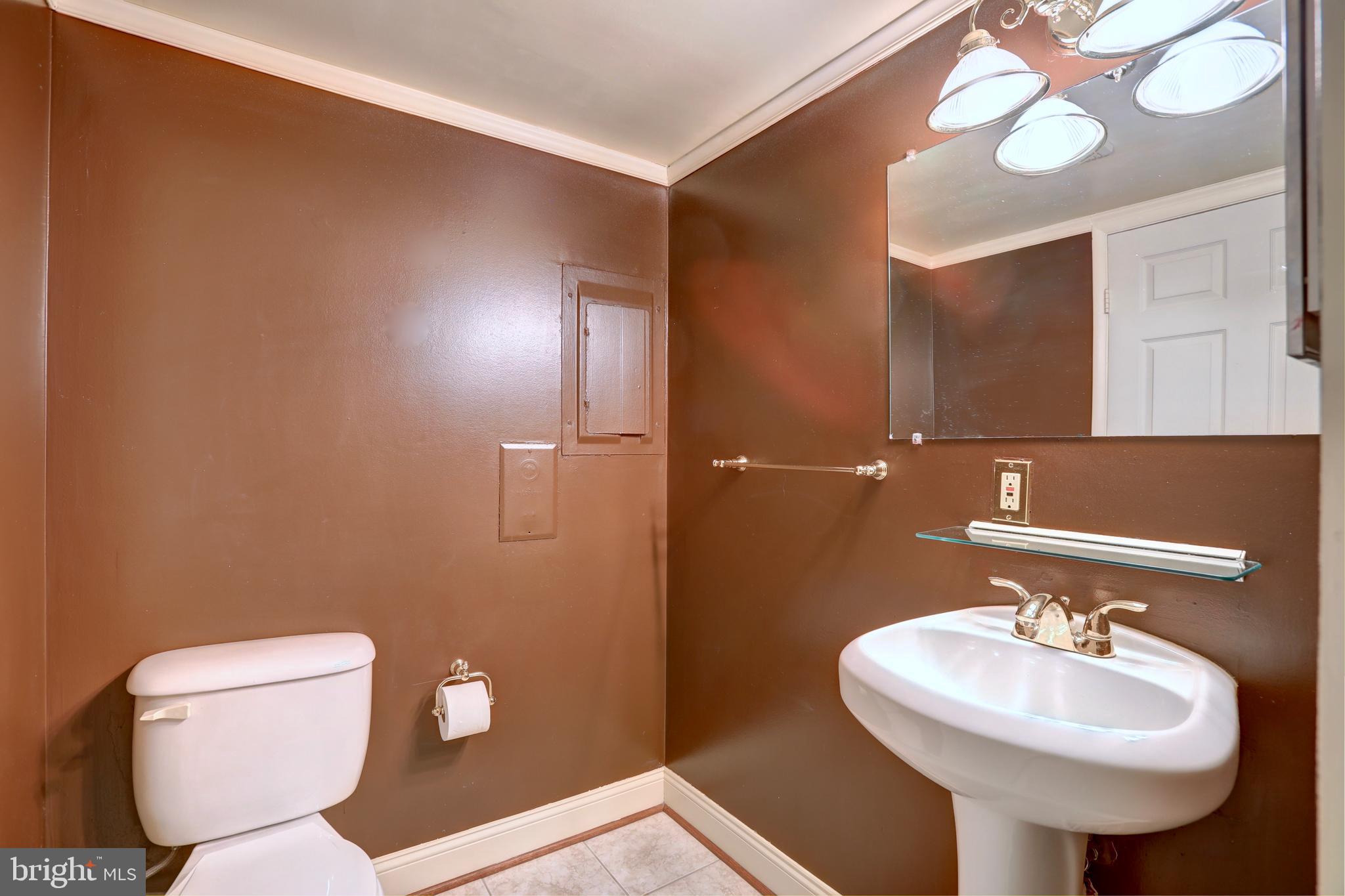 1366 Northgate Square Reston, VA 20190 - Photo 9 of 22 Gallery Image 9