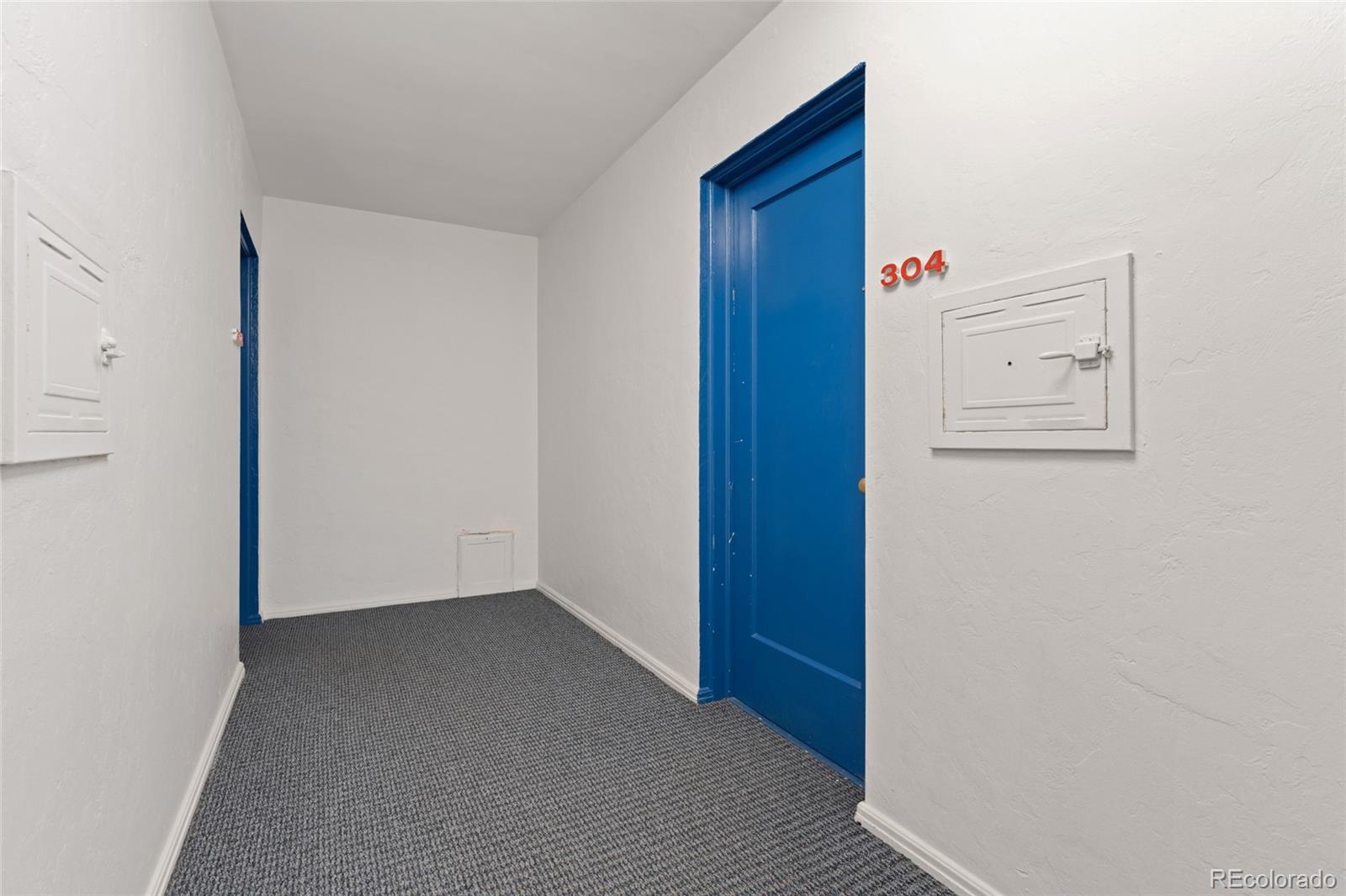 525 Jackson Street, Unit 304 Denver, CO 80206 - Photo 19 of 23 a view of an empty room