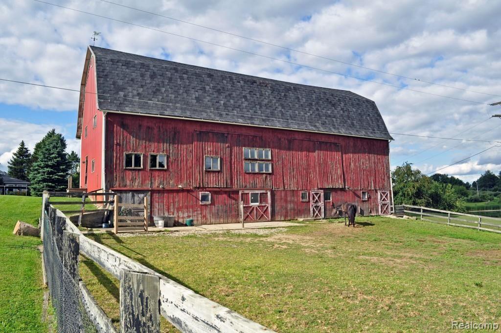 4526 Casey Road Dryden, MI 48428 - Photo 24 of 50 15517184678_7c0633d5d0_o.jpg