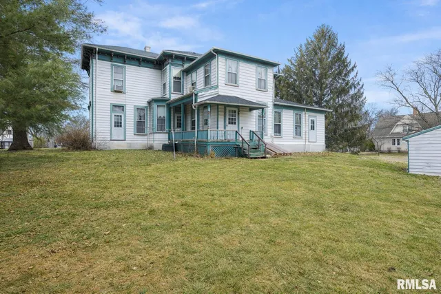 $174,990 | 114 North Fulton Street, Lacon, IL 61540