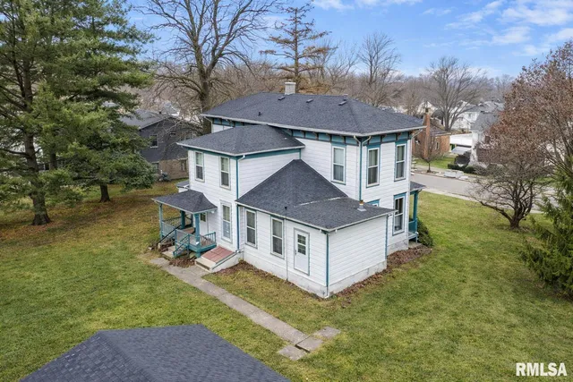 $174,990 | 114 North Fulton Street, Lacon, IL 61540