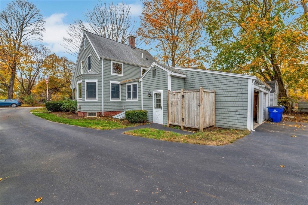 38 Old Bridge Road Bourne, MA 02532 - Photo 13 of 42