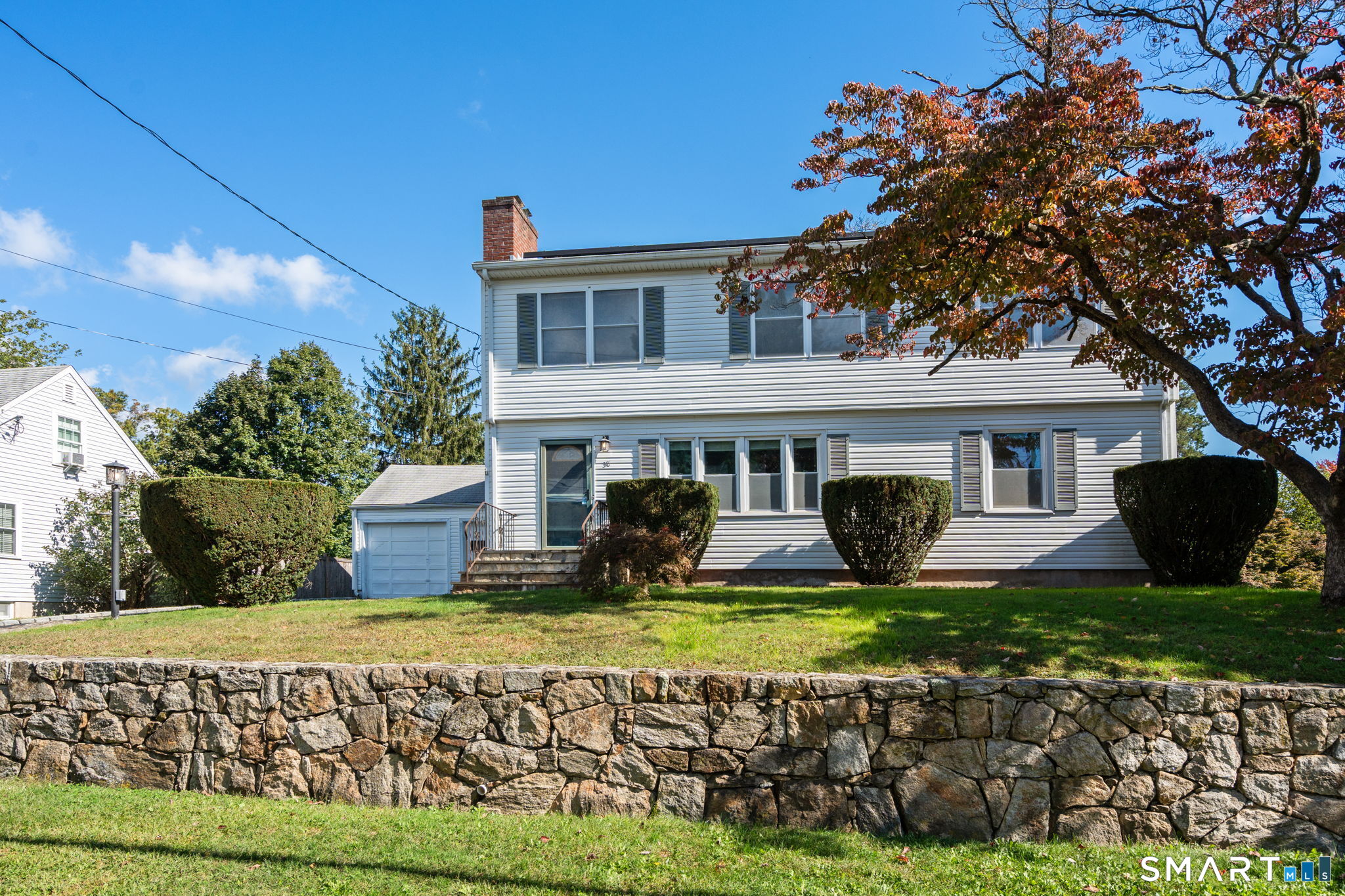 38 Milandale Road Fairfield, CT 06824 - Photo 2 of 36 Gallery Image 2