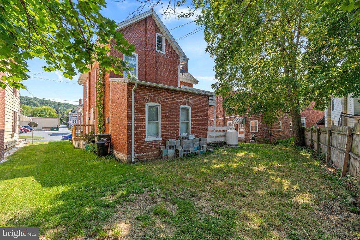 226 North State Street Ephrata, PA 17522 - Photo 24 of 34