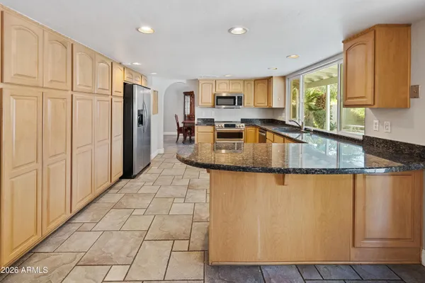 $970,000 | 8464 North 7th Avenue, Phoenix, AZ 85021