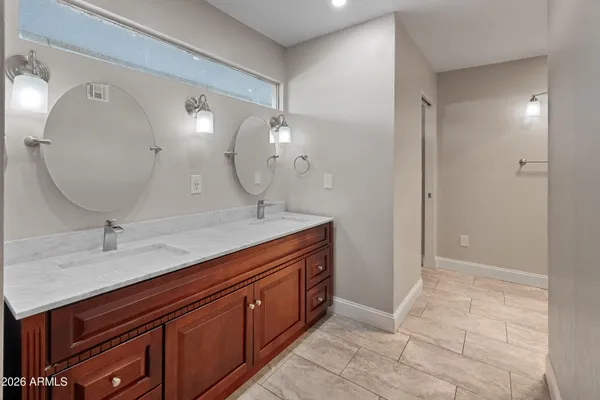 $970,000 | 8464 North 7th Avenue, Phoenix, AZ 85021
