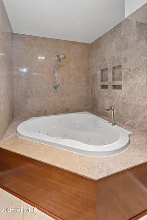 $970,000 | 8464 North 7th Avenue, Phoenix, AZ 85021