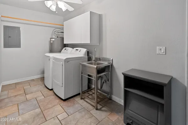 $970,000 | 8464 North 7th Avenue, Phoenix, AZ 85021