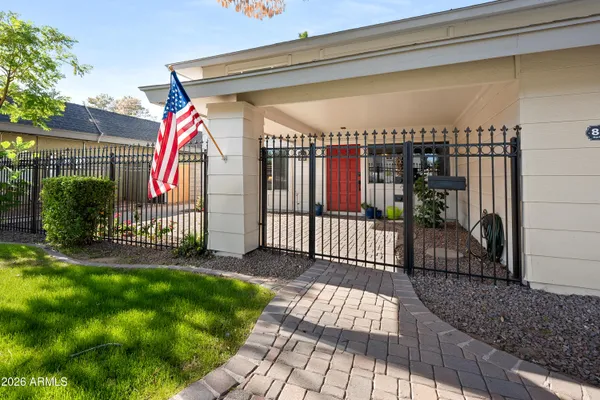 $970,000 | 8464 North 7th Avenue, Phoenix, AZ 85021