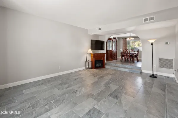 $970,000 | 8464 North 7th Avenue, Phoenix, AZ 85021