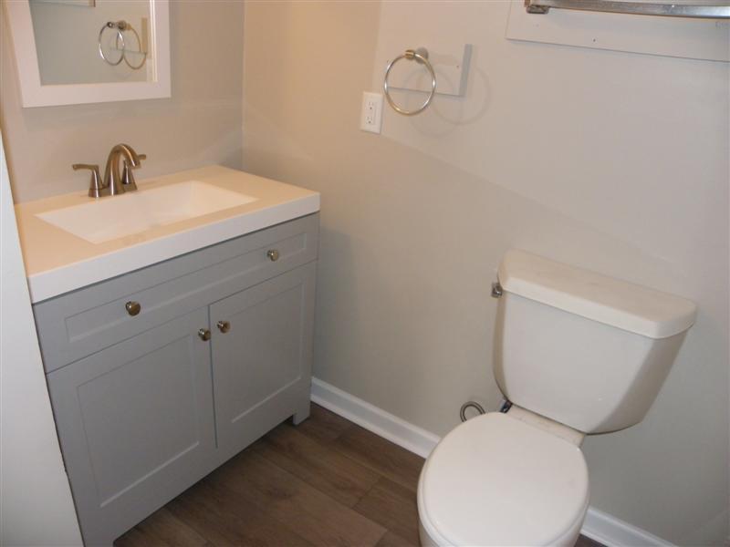 3640 Elliott Boulevard Augusta, GA 30906 - Photo 11 of 21 Hall Bathroom - New vanity, faucet and mirror