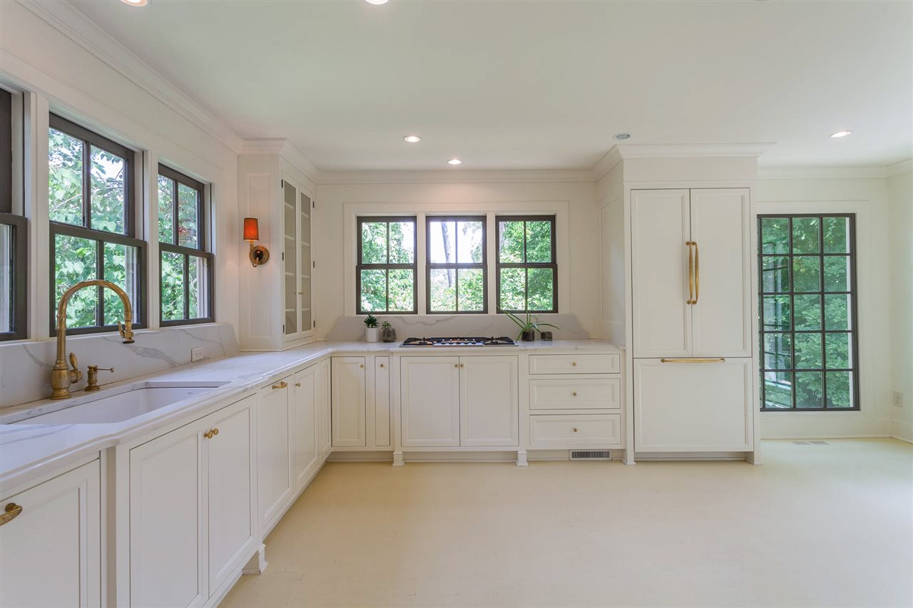 1408 Canterbury Road Raleigh, NC 27608 - Photo 10 of 24 Photo 10