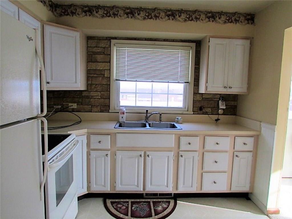 3338 Derr Road Springfield, OH 45503 - Photo 9 of 32