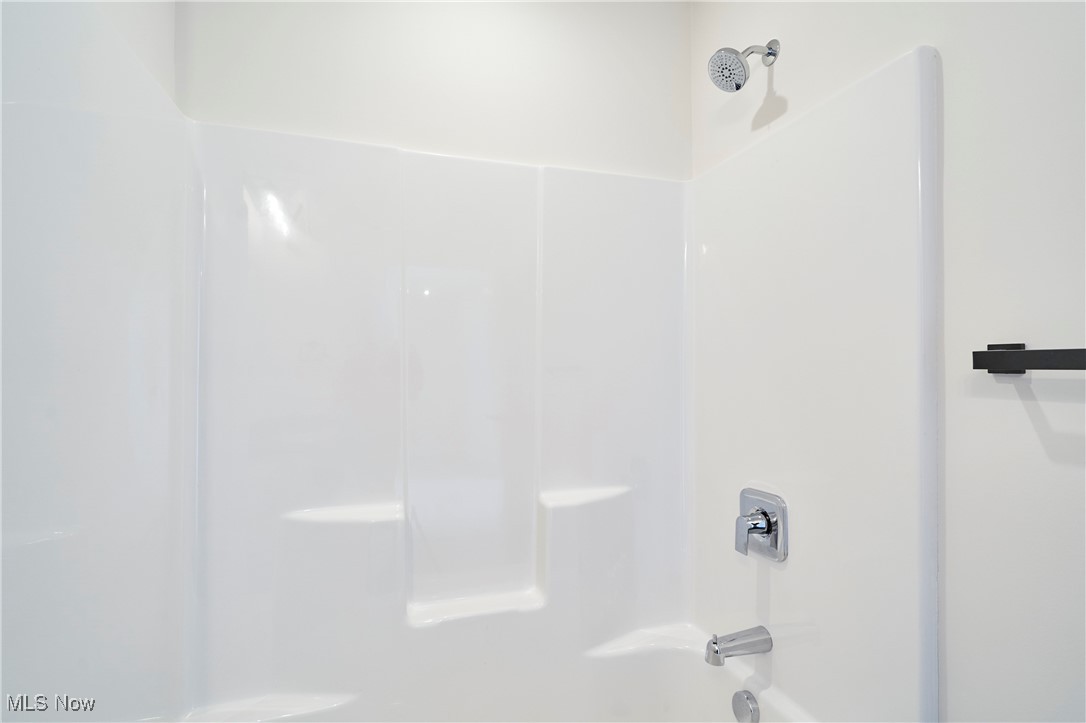 596 Mull Avenue, Unit 8 Akron, OH 44313 - Photo 22 of 35
