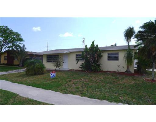34 Davis Road Palm Springs, FL 33461 - Photo 1 of 12 Primary Photo