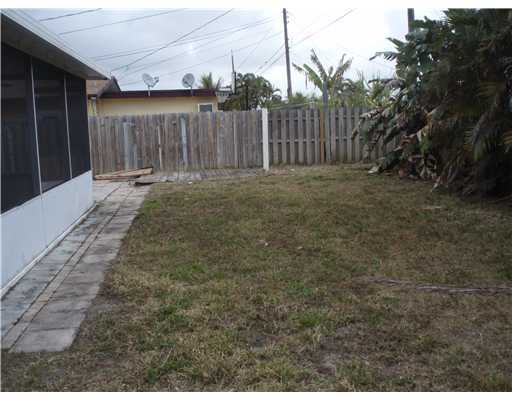 34 Davis Road Palm Springs, FL 33461 - Photo 2 of 12 Additional Photo