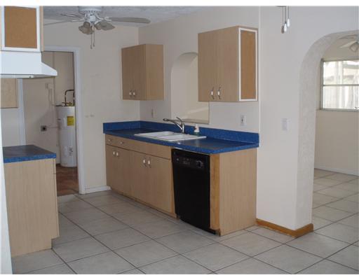 34 Davis Road Palm Springs, FL 33461 - Photo 5 of 12 Additional Photo