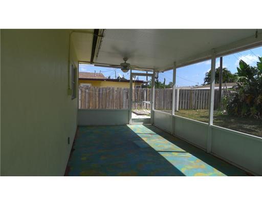 34 Davis Road Palm Springs, FL 33461 - Photo 8 of 12 Additional Photo