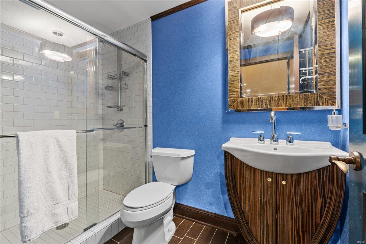 150 South Price Road St. Louis, MO 63124 - Photo 63 of 94