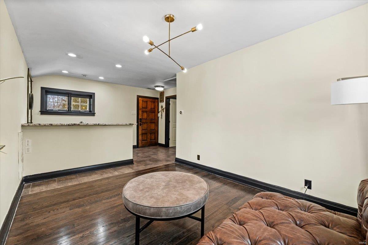 150 South Price Road St. Louis, MO 63124 - Photo 68 of 94