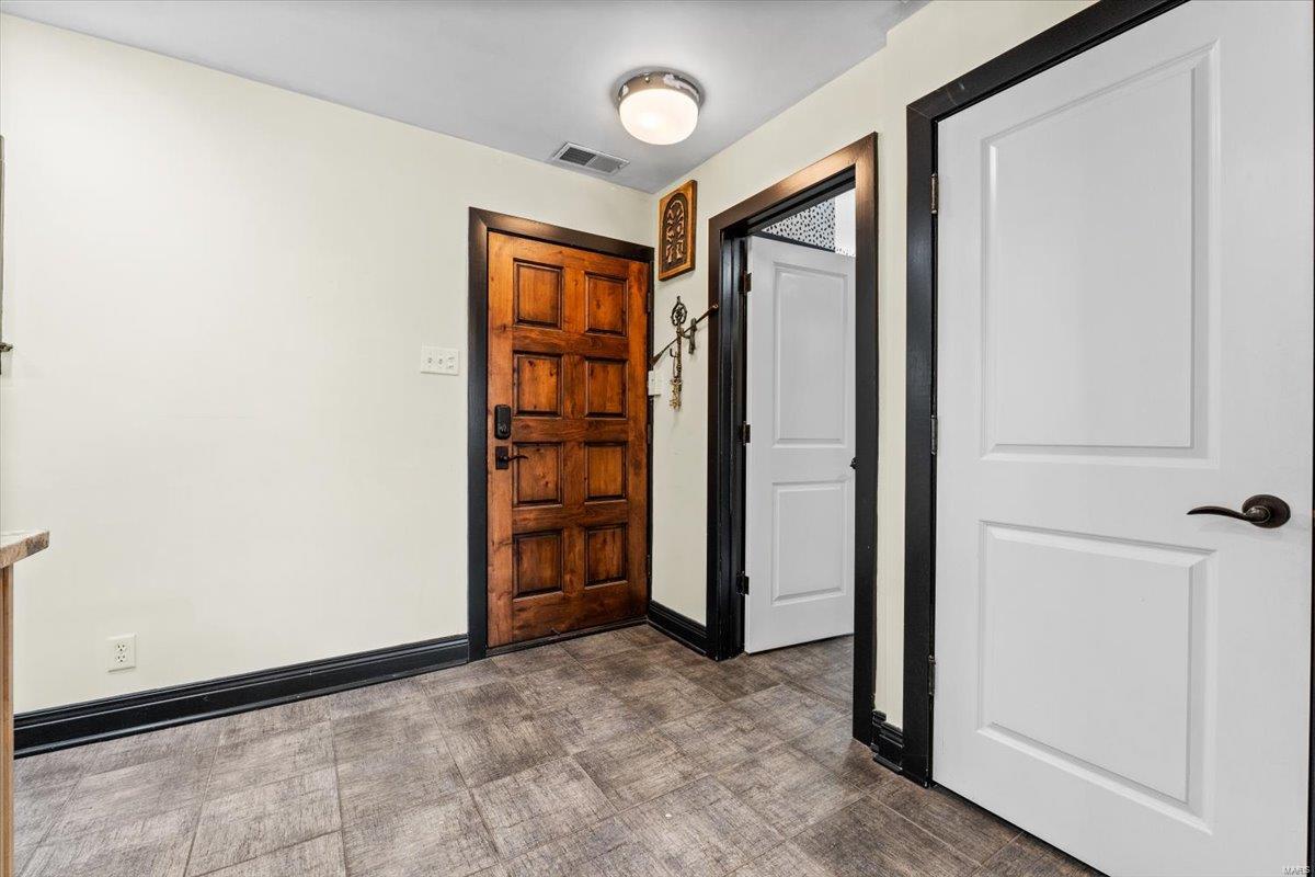 150 South Price Road St. Louis, MO 63124 - Photo 73 of 94