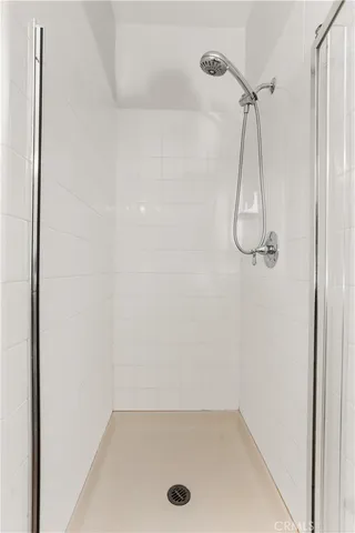 $1,230,000 | 33 Visalia, Irvine, CA 92602