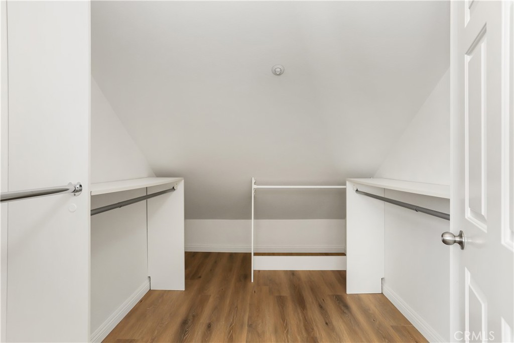 33 Visalia Irvine, CA 92602 - Photo 14 of 35