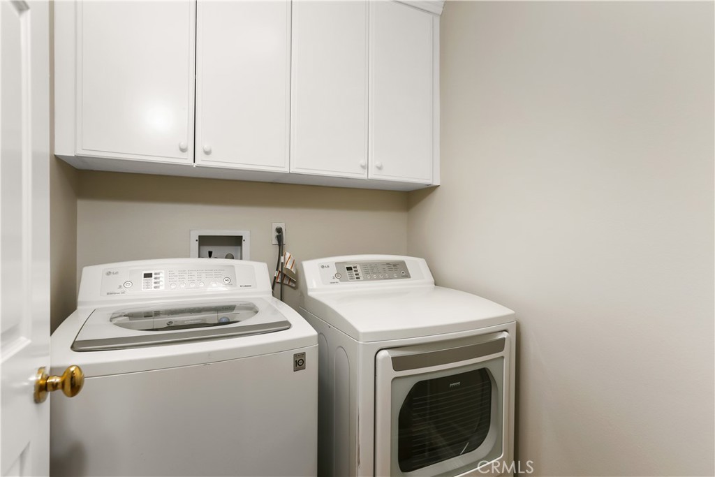 33 Visalia Irvine, CA 92602 - Photo 25 of 35