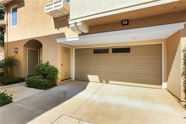 $1,230,000 | 33 Visalia, Irvine, CA 92602
