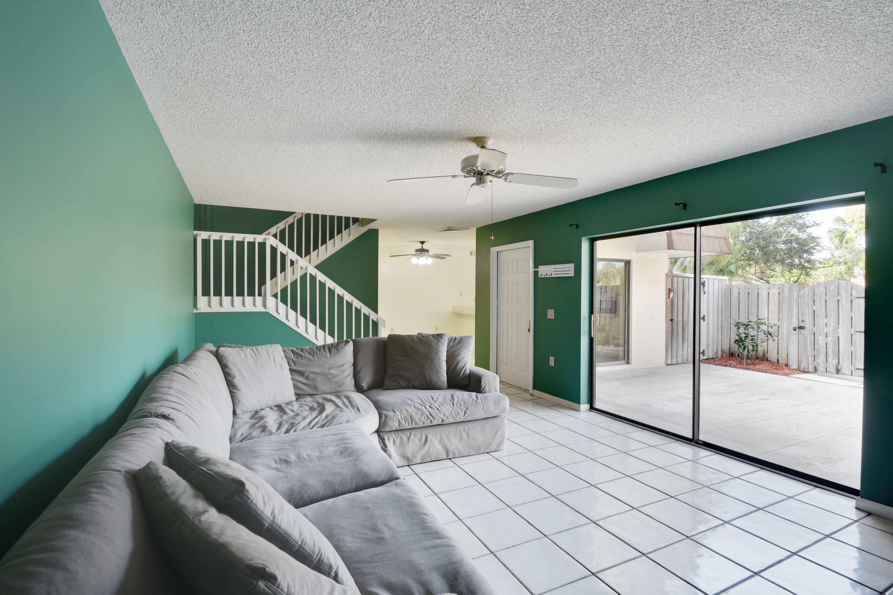 2407 24th Court Jupiter, FL 33477 - Photo 2 of 31 240724thCourt_07