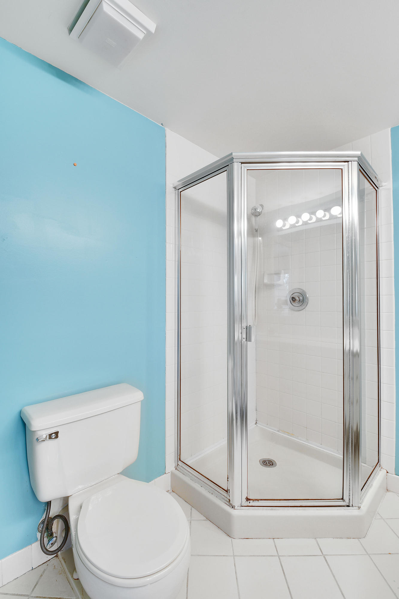 2407 24th Court Jupiter, FL 33477 - Photo 23 of 31 240724thCourt_23