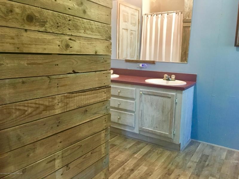 1267 West St Charles Road Ithaca, MI 48847 - Photo 22 of 32 1871613-21.JPG