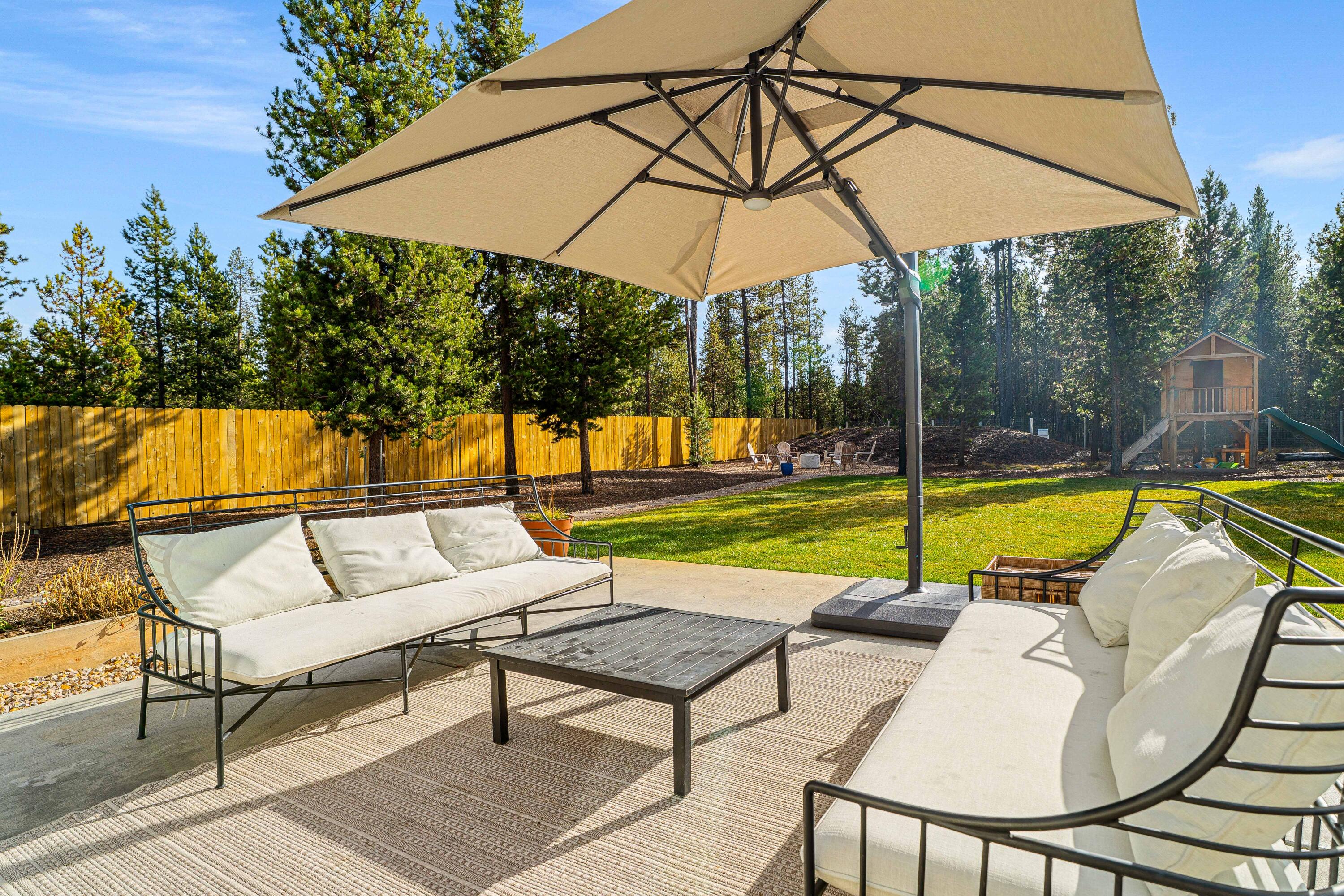 17189 Covina Road Bend, OR 97707 - Photo 25 of 81 12-Exterior