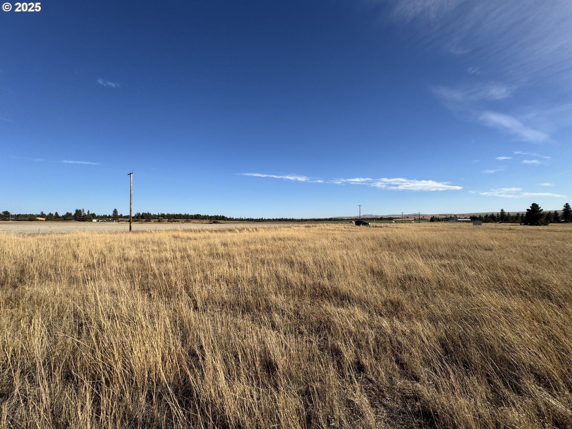 Harris Road, Unit 2 Goldendale, WA 98620 - Photo 7 of 22 a view of an ocean