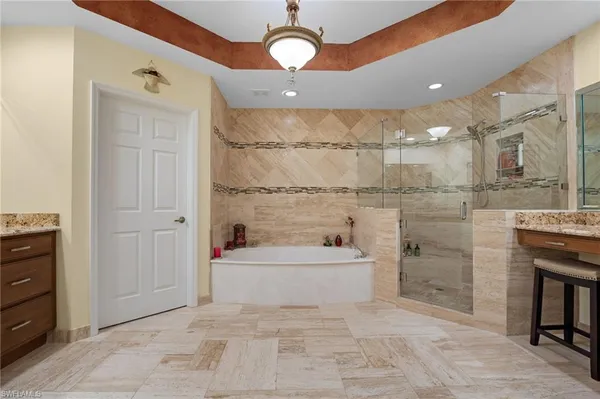 $727,500 | 1665 Winding Oaks Way, Unit 202, Naples, FL 34109