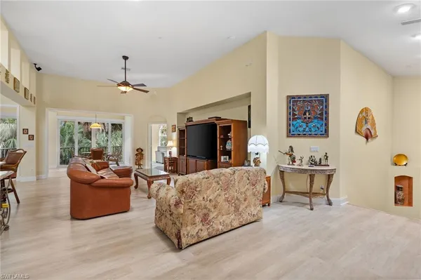 $727,500 | 1665 Winding Oaks Way, Unit 202, Naples, FL 34109