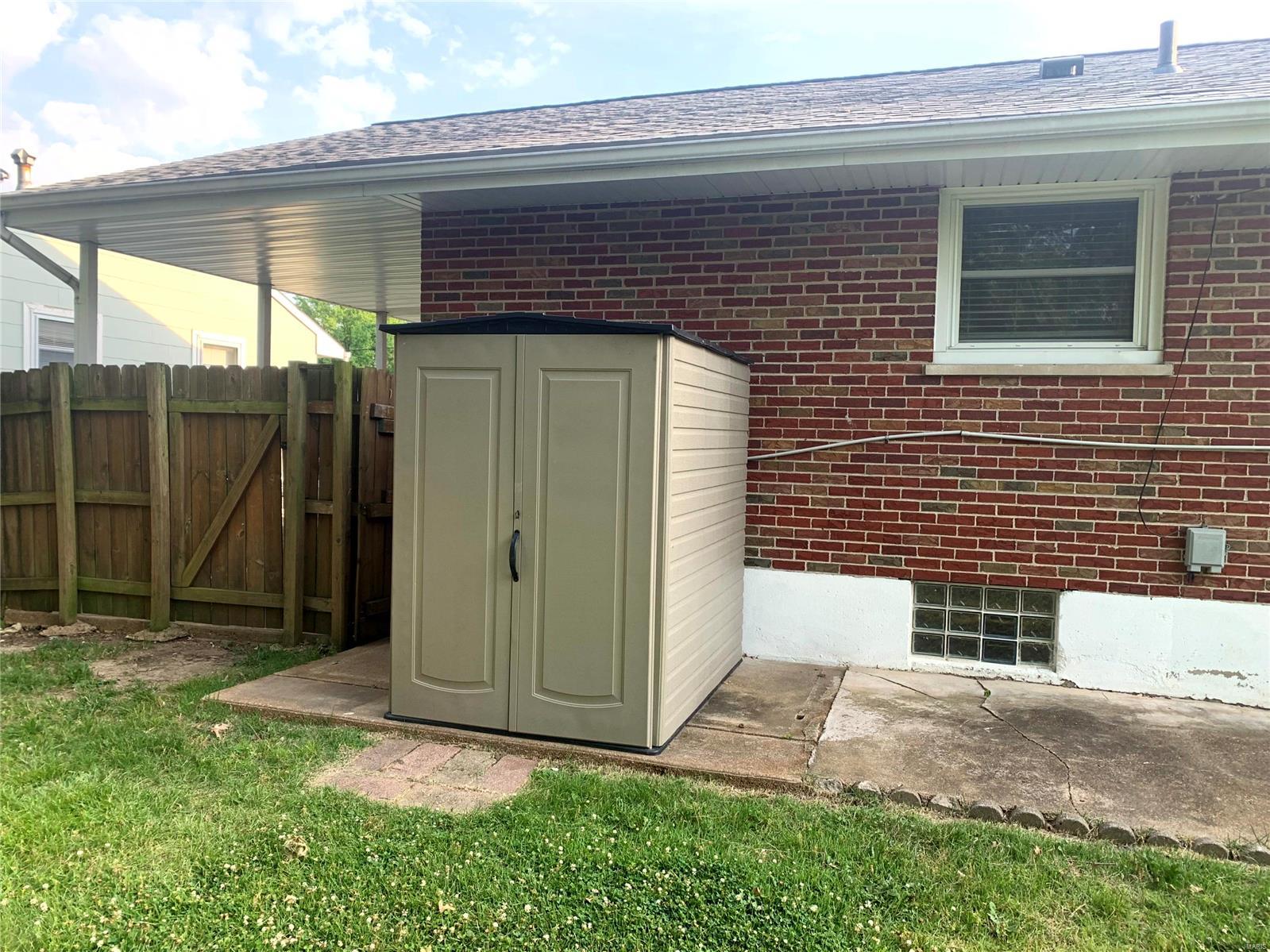 605 Mullanphy Road Florissant, MO 63031 - Photo 4 of 42 Gallery Image 4