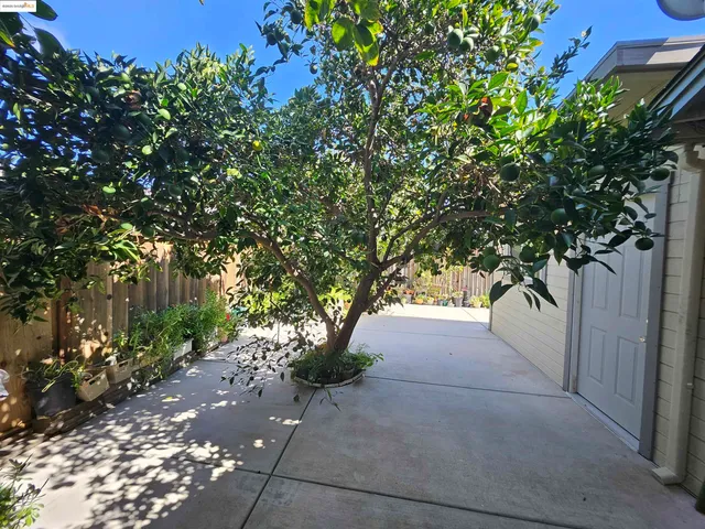$550,000 | 427 Grovewood Loop North, Brentwood, CA 94513
