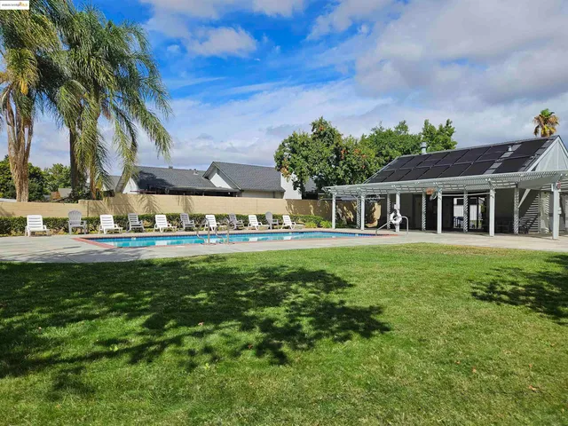 $550,000 | 427 Grovewood Loop North, Brentwood, CA 94513