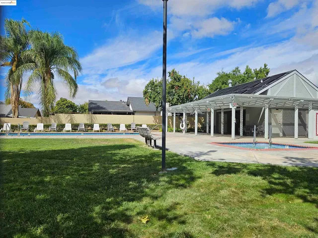 $550,000 | 427 Grovewood Loop North, Brentwood, CA 94513