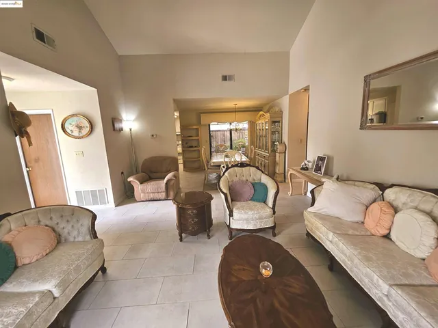 $550,000 | 427 Grovewood Loop North, Brentwood, CA 94513