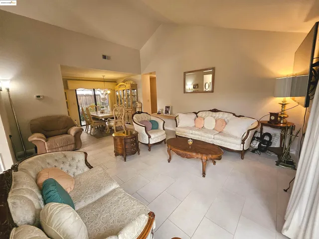 $550,000 | 427 Grovewood Loop North, Brentwood, CA 94513