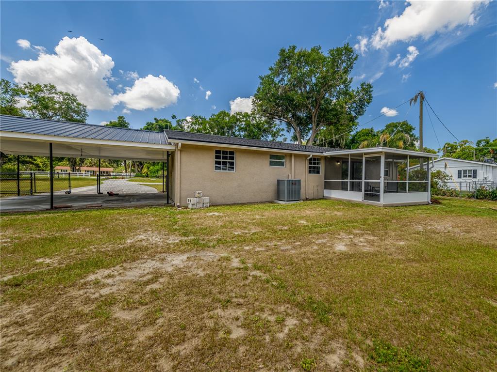4722 Stearns Road Valrico, FL 33596 - Photo 18 of 31