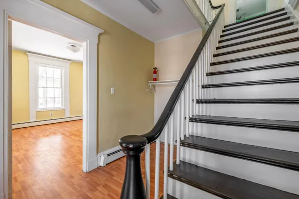 $284,900 | 31 Dean Street, Winterport, ME 04496