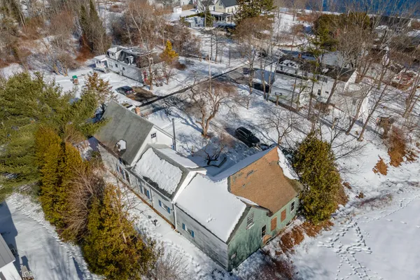$284,900 | 31 Dean Street, Winterport, ME 04496