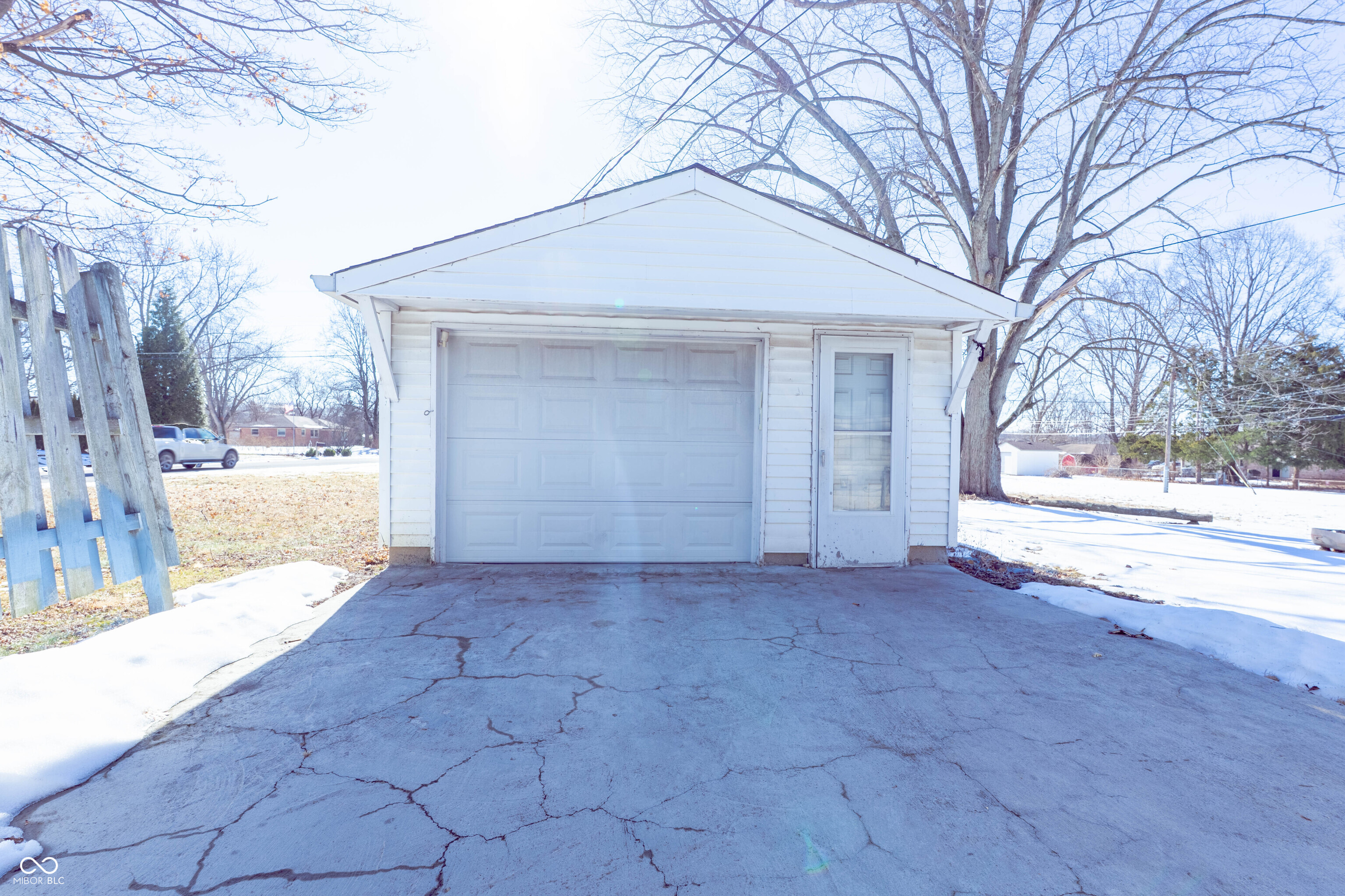625 West Southport Road Indianapolis, IN 46217 - Photo 21 of 24