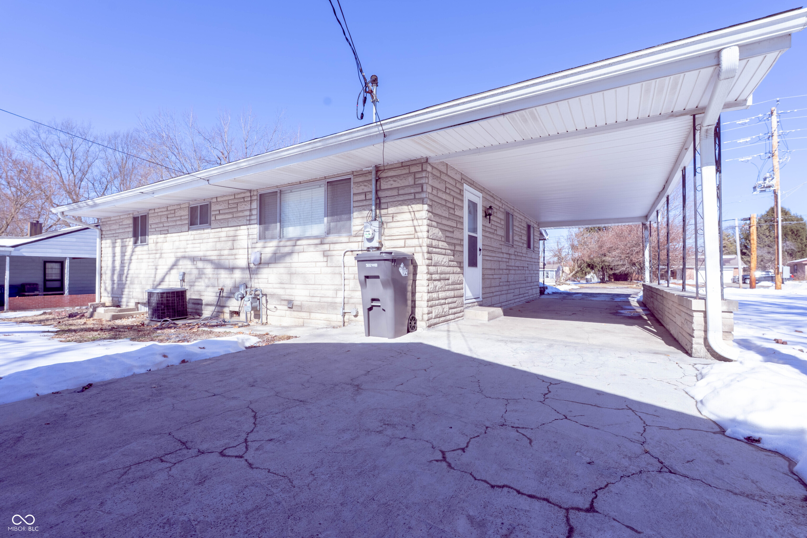 625 West Southport Road Indianapolis, IN 46217 - Photo 23 of 24