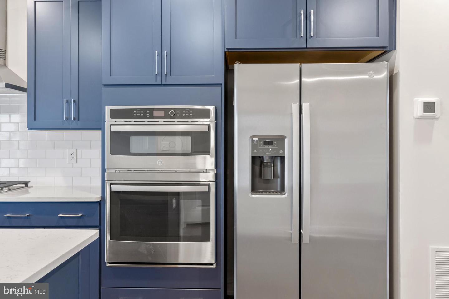 4820 Stump Road Pipersville, PA 18947 - Photo 18 of 45 Double oven and ice maker in refrigerator
